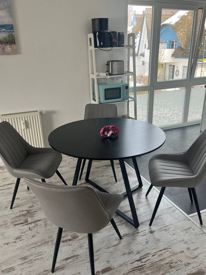 74 m² Ferienwohnung ∙ 2 Schlafzimmer ∙ 4 Gäste – Bild 6