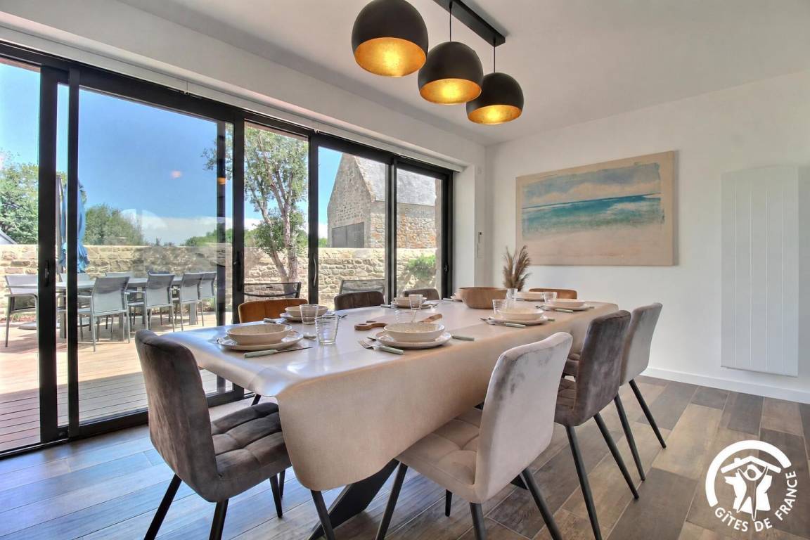 163 m&sup2; G&icirc;te 4 Schlafzimmer 8 G&auml;ste