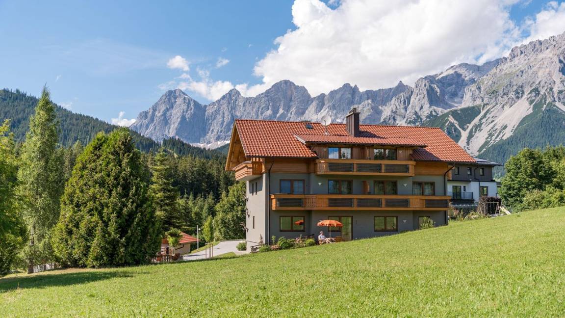 120 M² Apartment ∙ 2 Bedrooms ∙ 8 Guests - Hallstatt