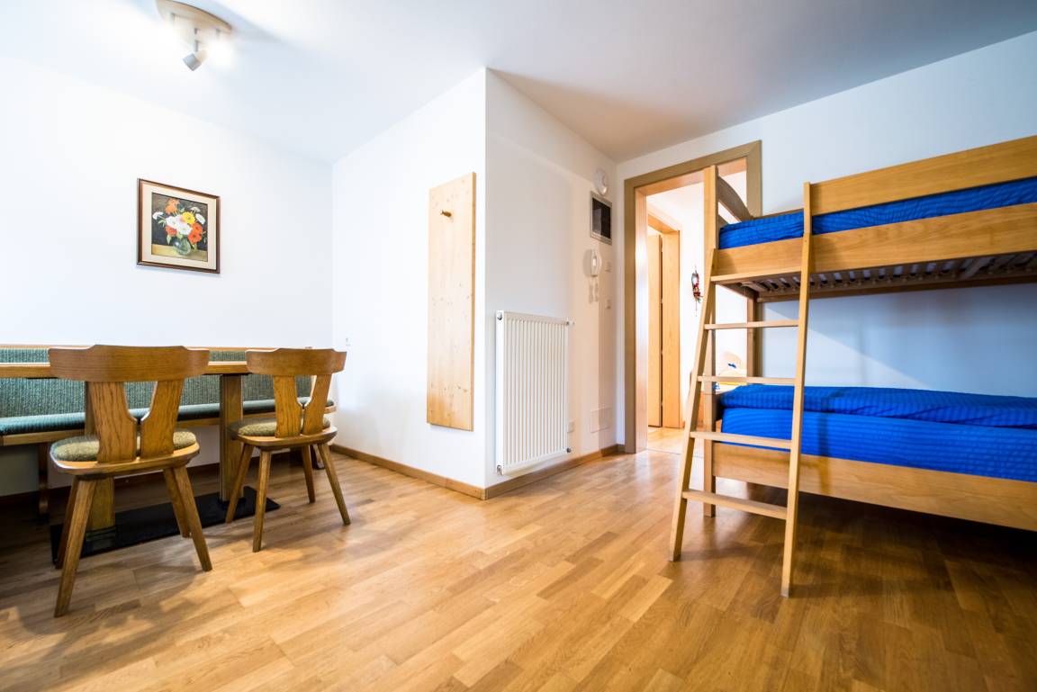 32 M² Appartamento Vacanza ∙ 1 Camera Da Letto ∙ 4 Ospiti - Riva di Tures