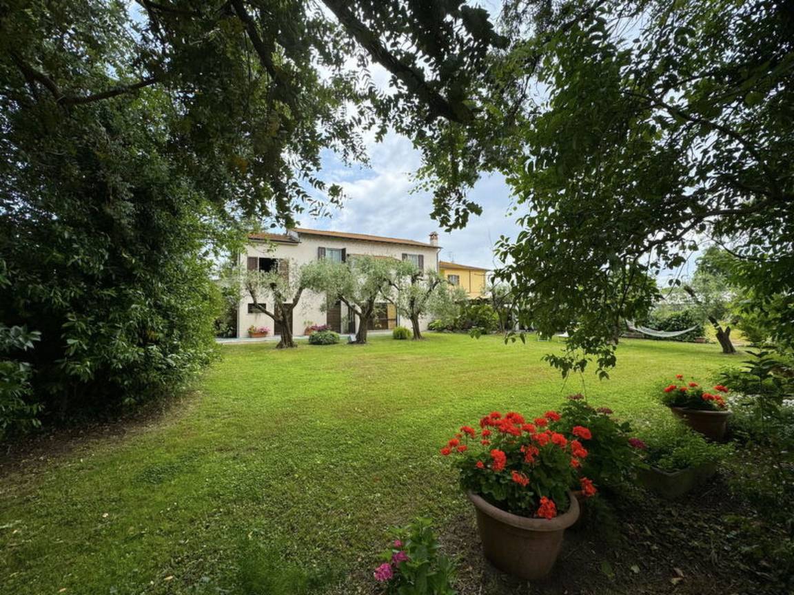 150 M² Maison De Vacances ∙ 1 Chambre ∙ 8 Personnes - Viareggio