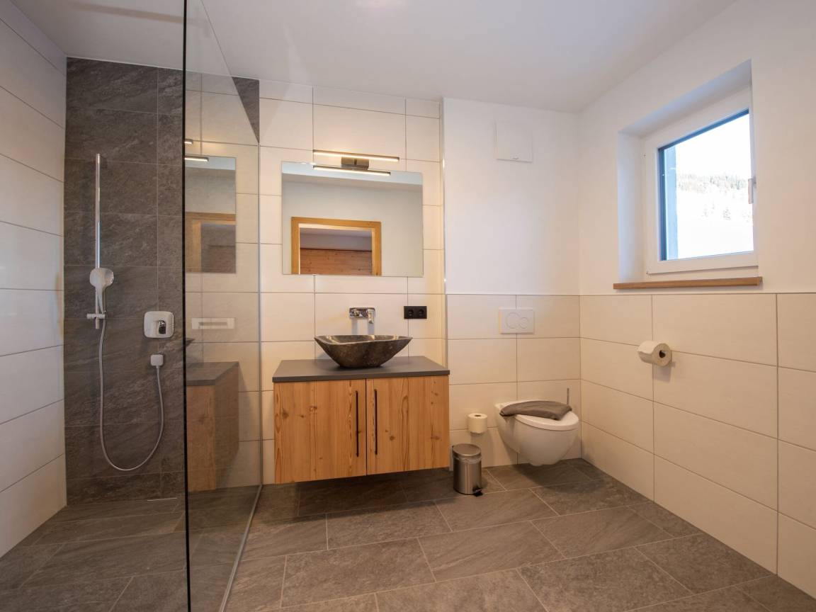 89 m² Ferienwohnung ∙ 2 Schlafzimmer ∙ 8 Gäste – Bild 10