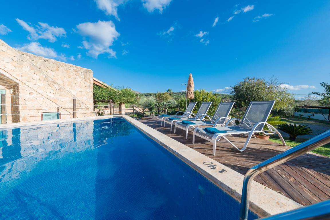 110 M² Villa ∙ 3 Bedrooms ∙ 6 Guests - Alcúdia