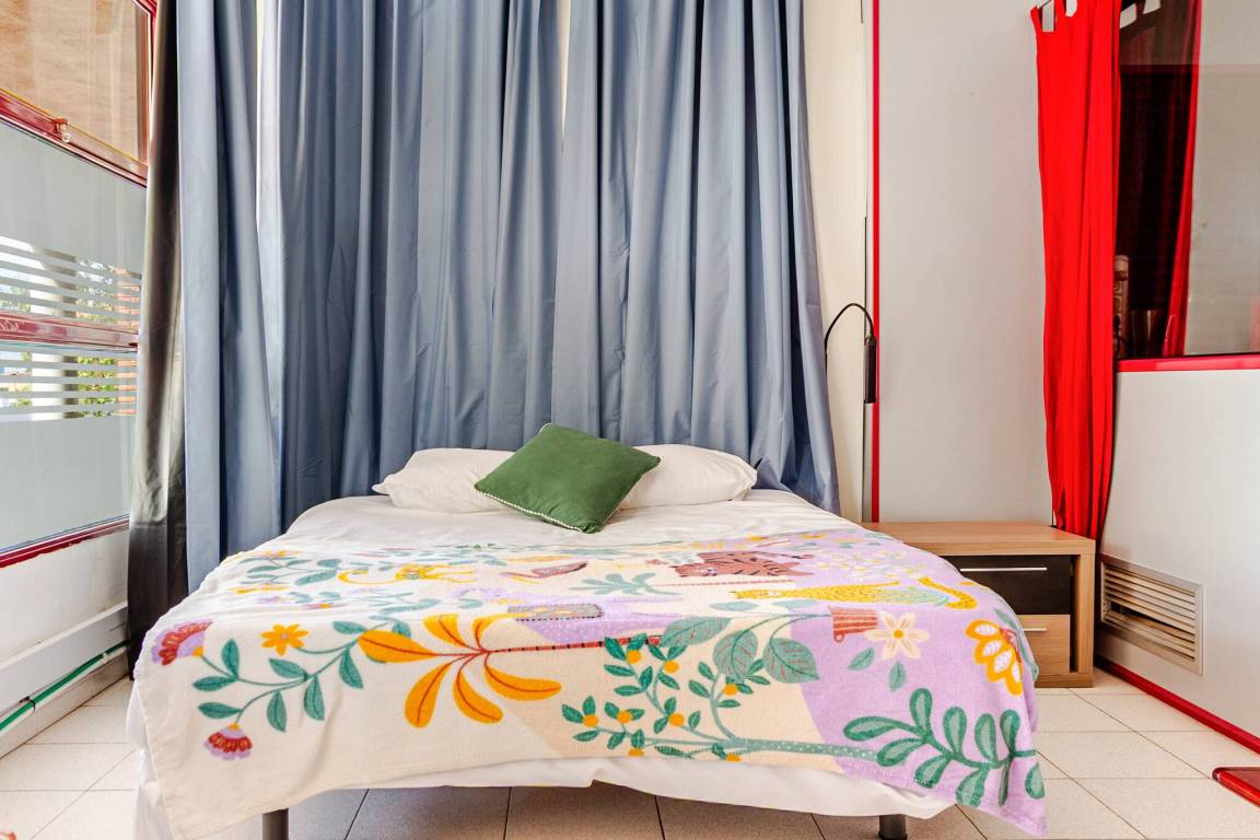 65 M² Appartement ∙ 2 Chambres ∙ 10 Personnes - Sabadell