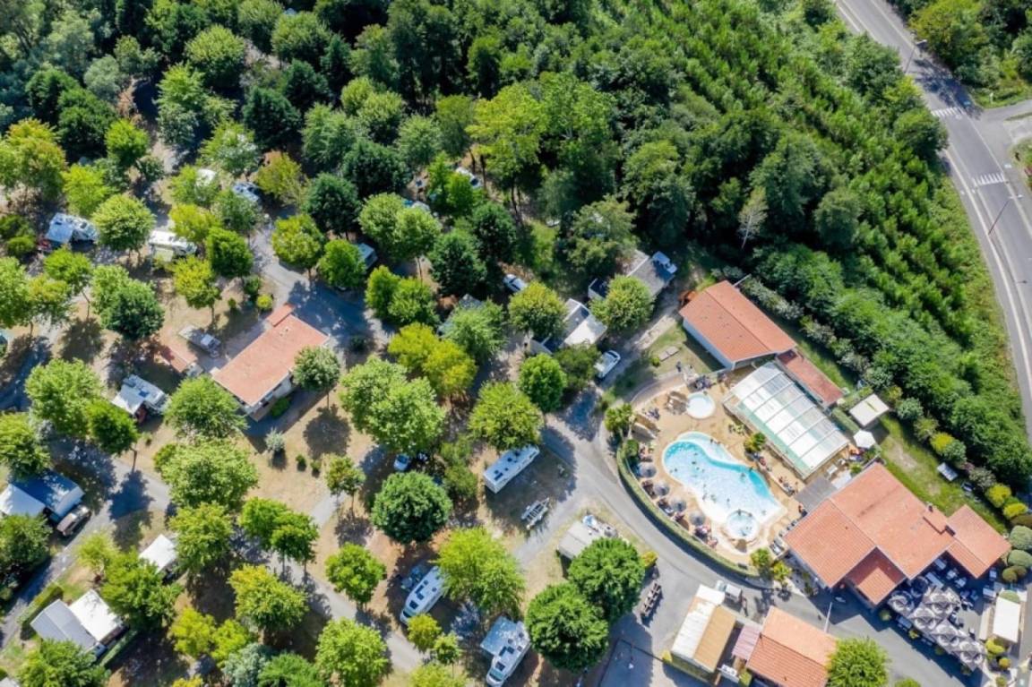 30 M² Camping ∙ 2 Chambres ∙ 6 Personnes - Biscarrosse