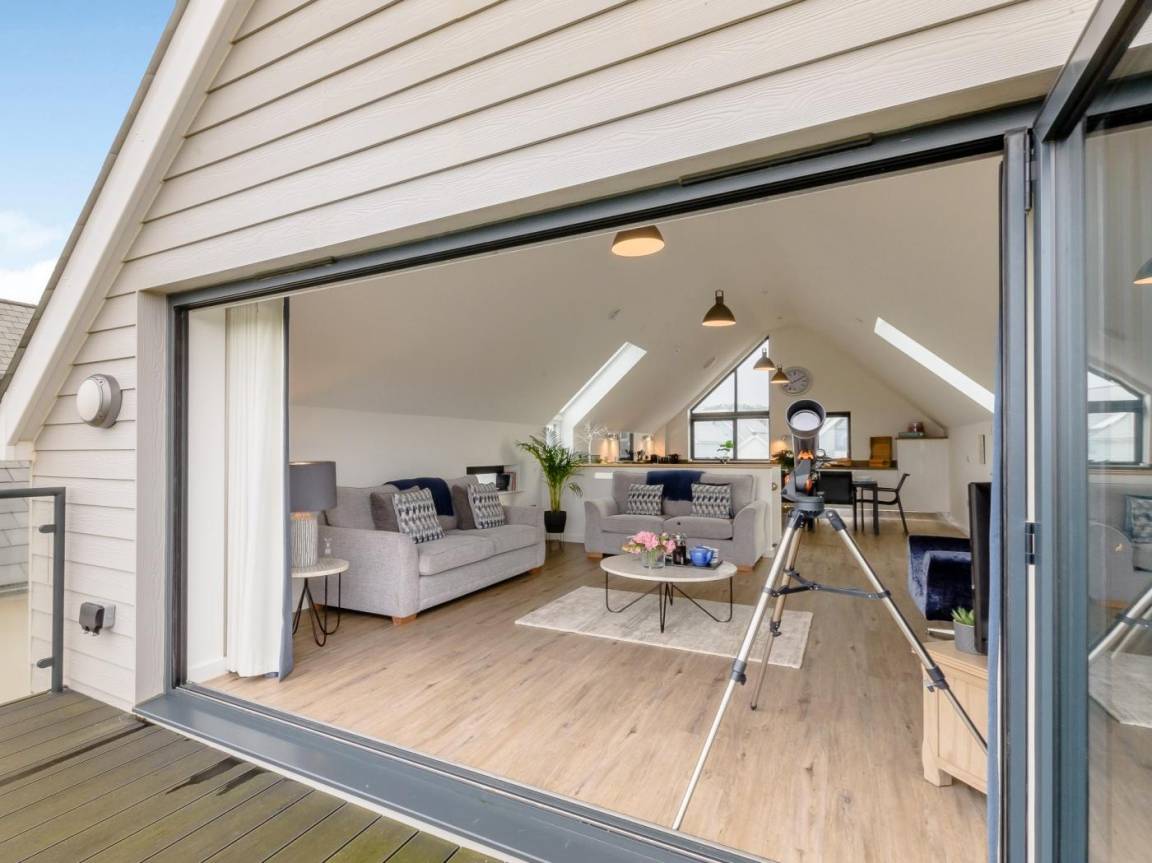 Cottage ∙ 4 Bedrooms ∙ 8 Guests - Appledore