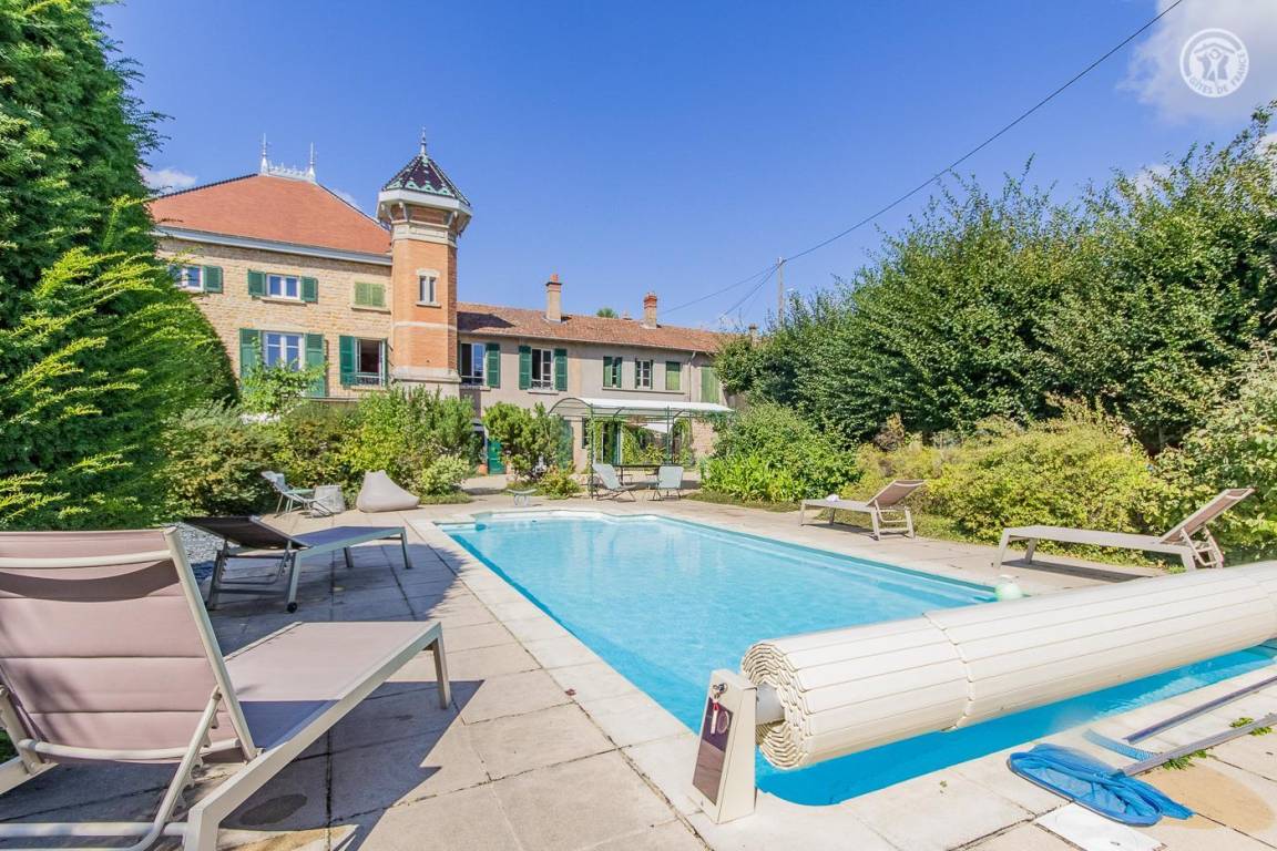 92 m&sup2; G&icirc;te 2 Schlafzimmer 4 G&auml;ste