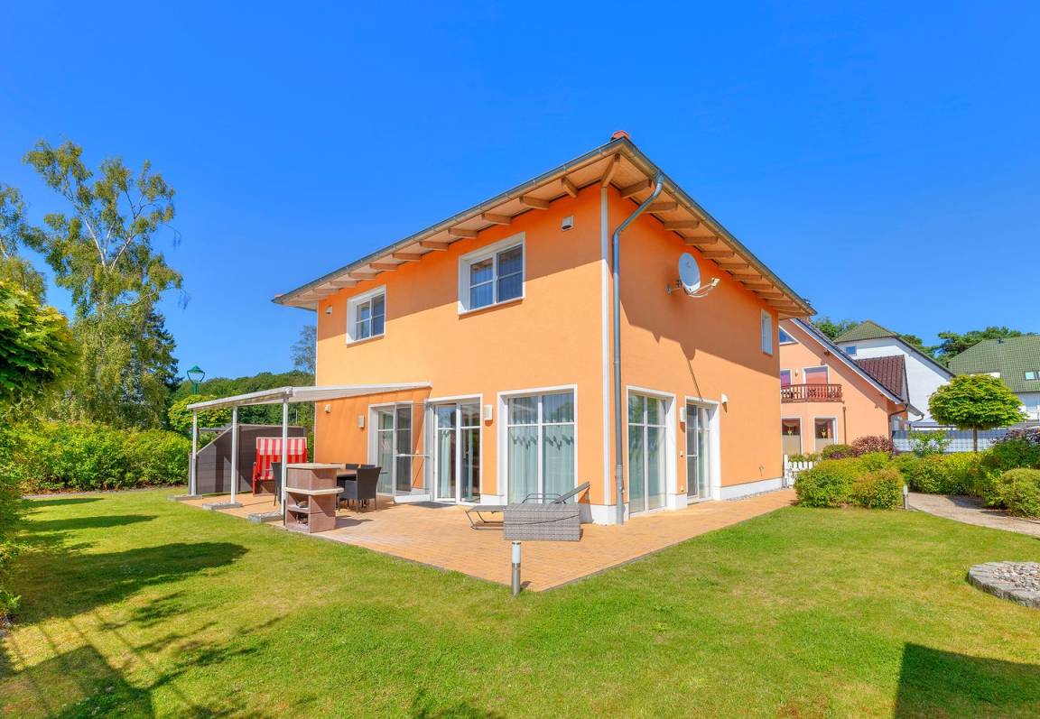 160 M² Ferienhaus ∙ 4 Schlafzimmer ∙ 9 Gäste - Zempin