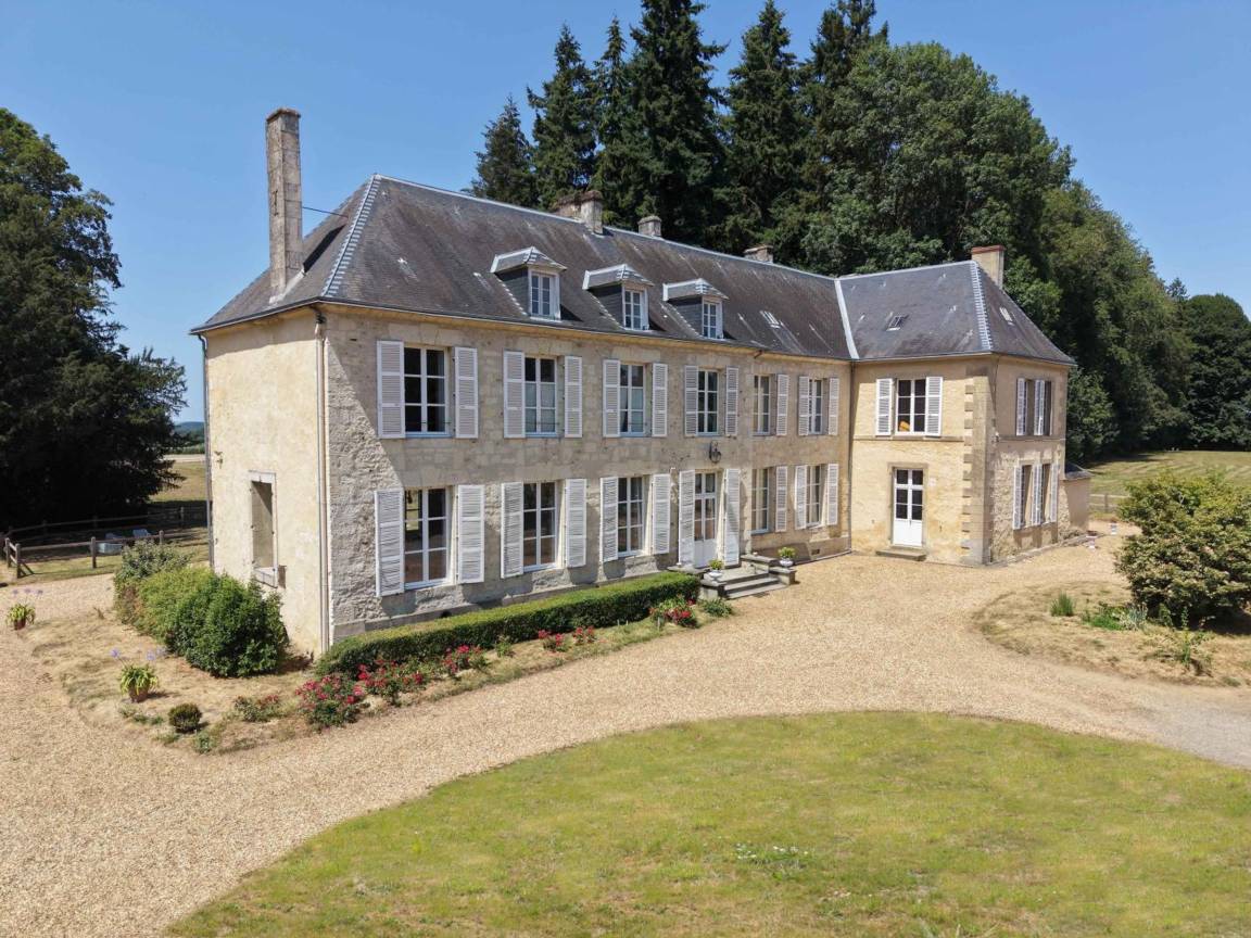 300 M² Cottage ∙ 6 Bedrooms ∙ 14 Guests - Normandy