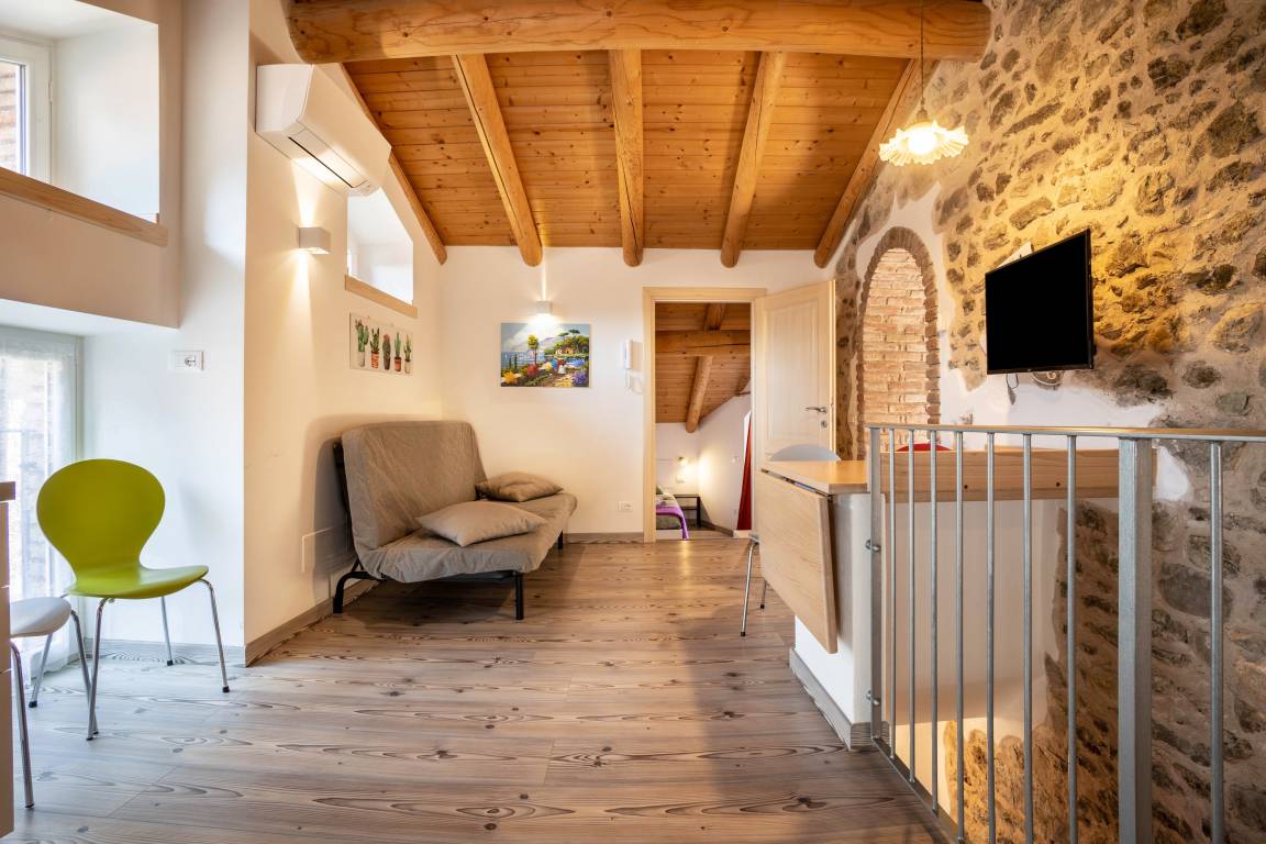100 M² Apartment ∙ 2 Bedrooms ∙ 6 Guests - Limone Sul Garda