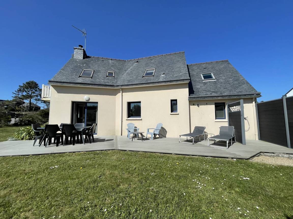 118 M² Maison De Vacances ∙ 4 Chambres ∙ 9 Personnes - Trégastel