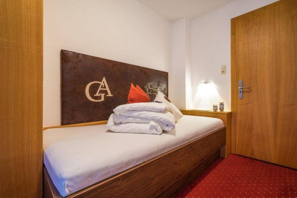 15 M² Hotel ∙ 1 Bedroom ∙ 1 Guest - Längenfeld