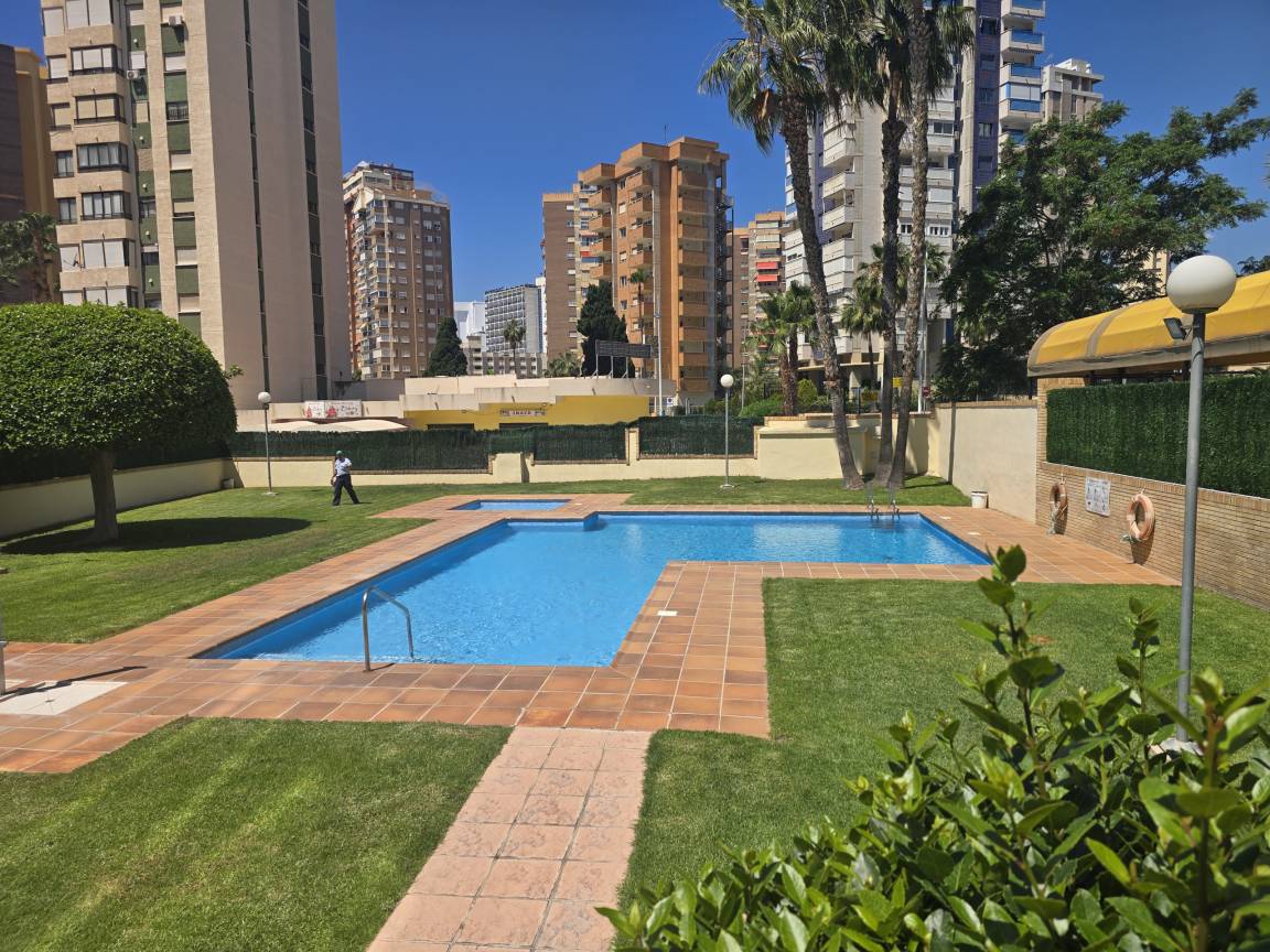 82 M² Ferienwohnung ∙ 1 Schlafzimmer ∙ 4 Gäste - Benidorm