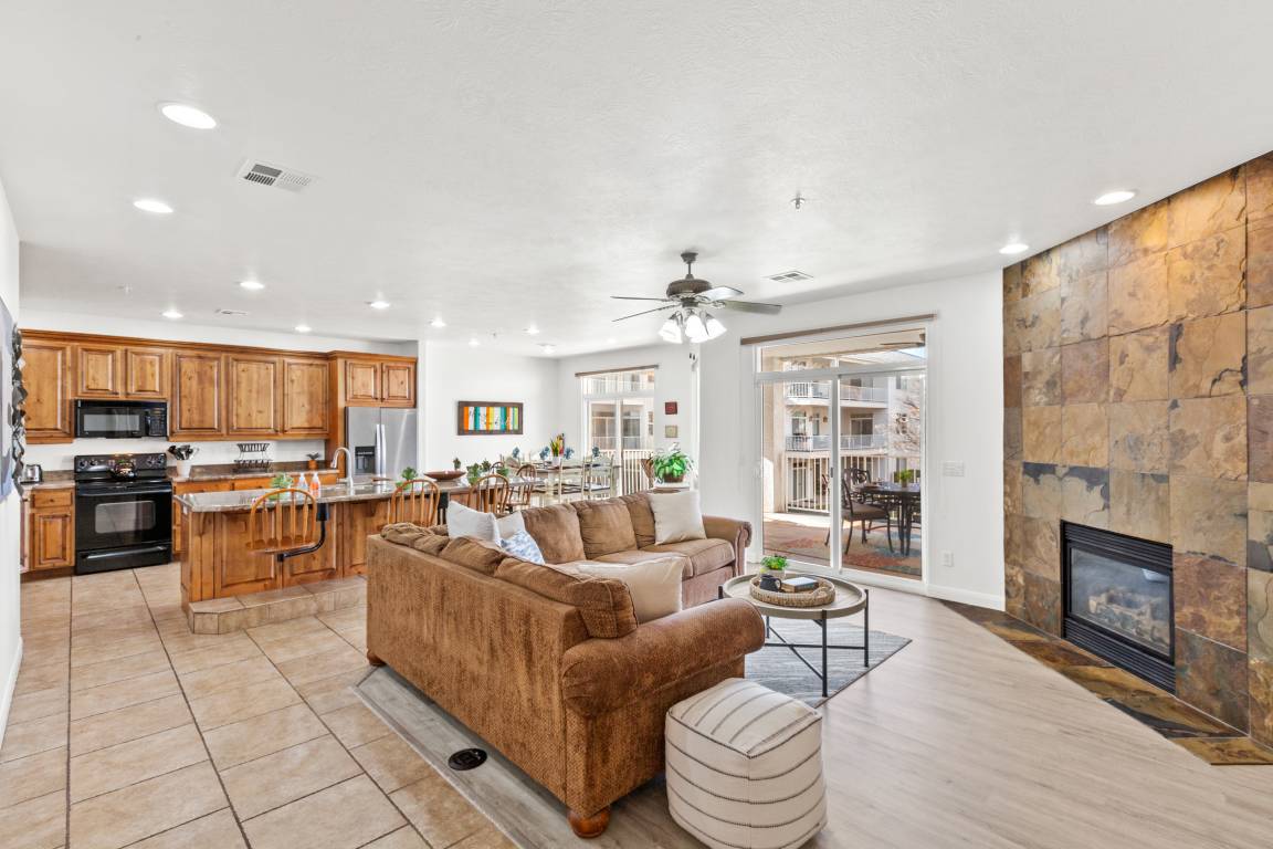 187 M² Condo ∙ 3 Bedrooms ∙ 12 Guests - St. George