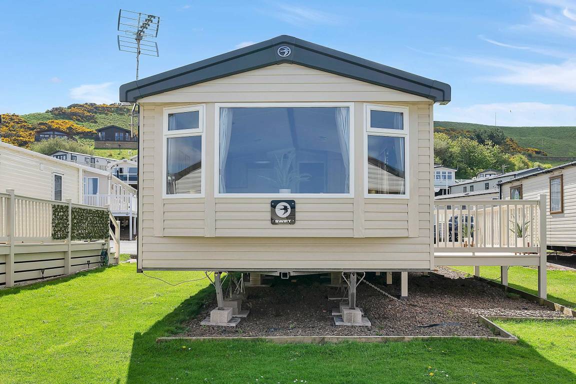 Apartment ∙ 3 Bedrooms ∙ 7 Guests - Dunbar