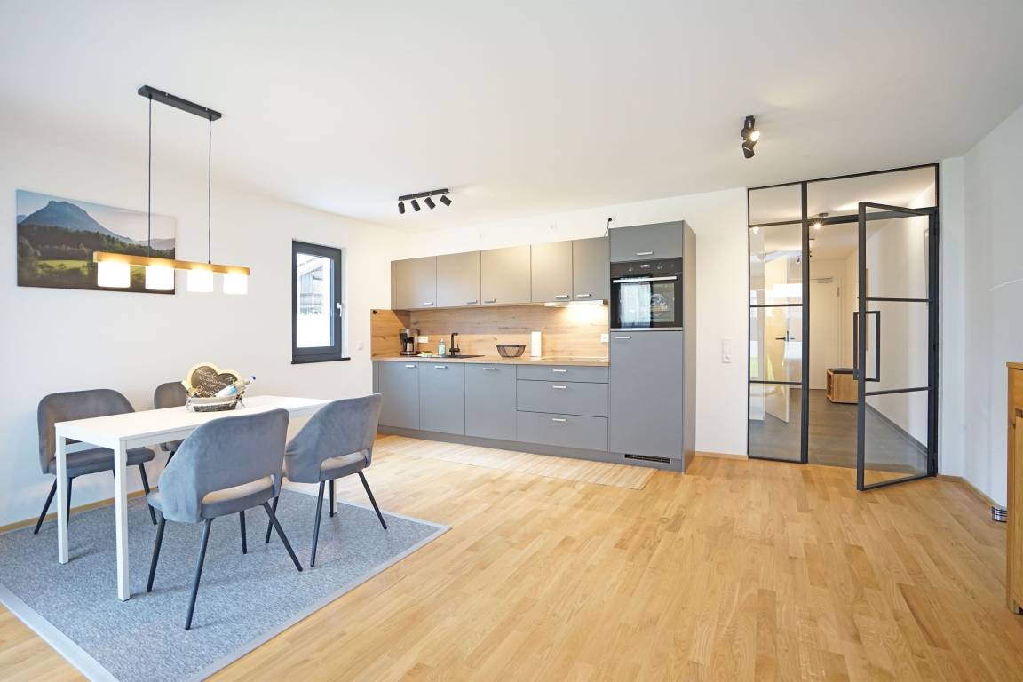 62 m² Ferienwohnung ∙ 1 Schlafzimmer ∙ 4 Gäste – Bild 2