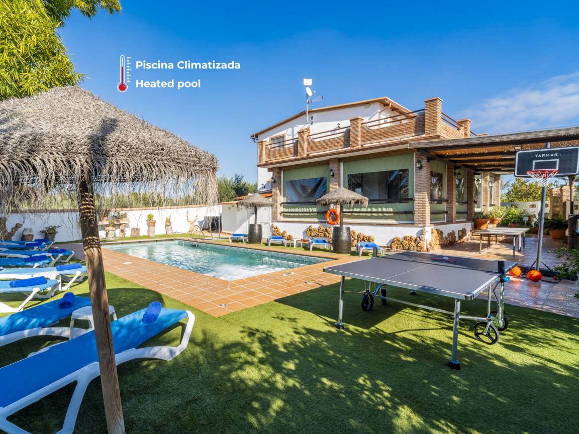 160 M² Casa Rural ∙ 6 Habitaciones ∙ 12 Huéspedes - Coín