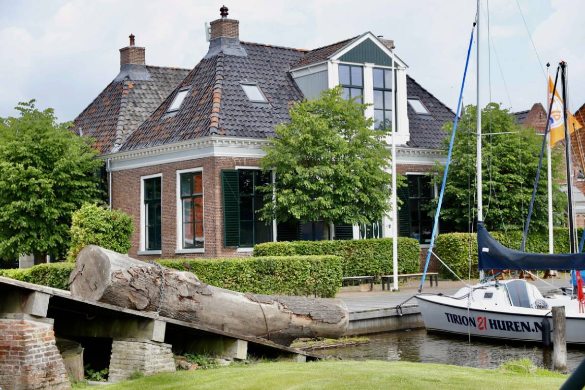 Casa ∙ 11 Habitaciones ∙ 54 Huéspedes - Lemmer
