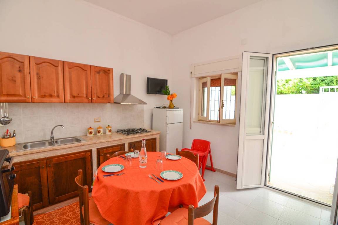 85 M² Maison De Vacances ∙ 1 Chambre ∙ 4 Personnes - Avetrana