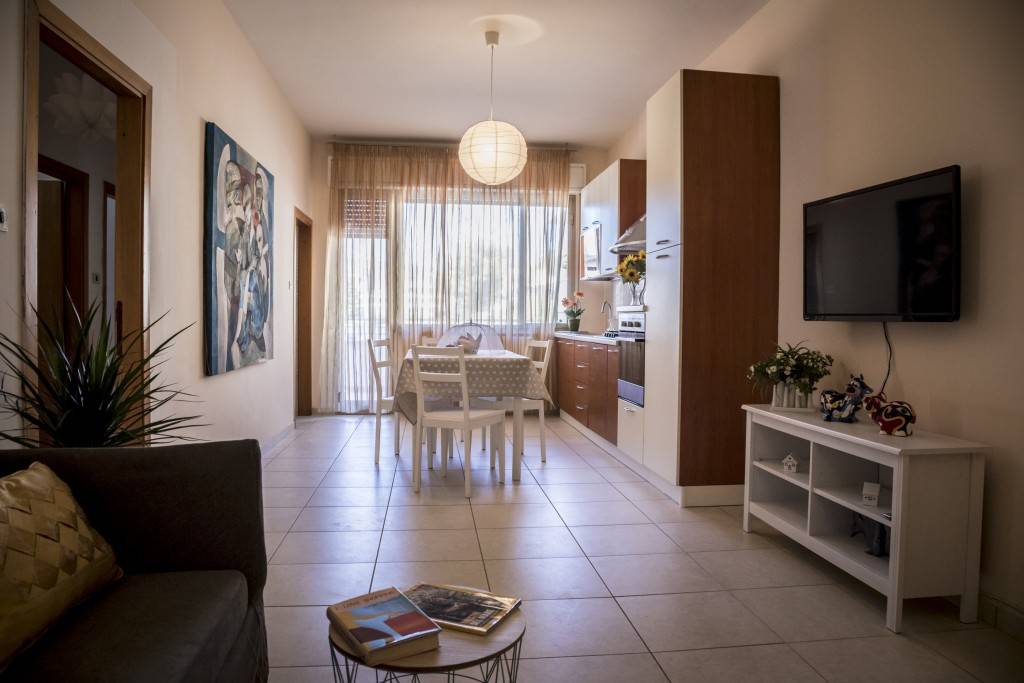 90 M² Apartment ∙ 2 Bedrooms ∙ 7 Guests - Abruzzo
