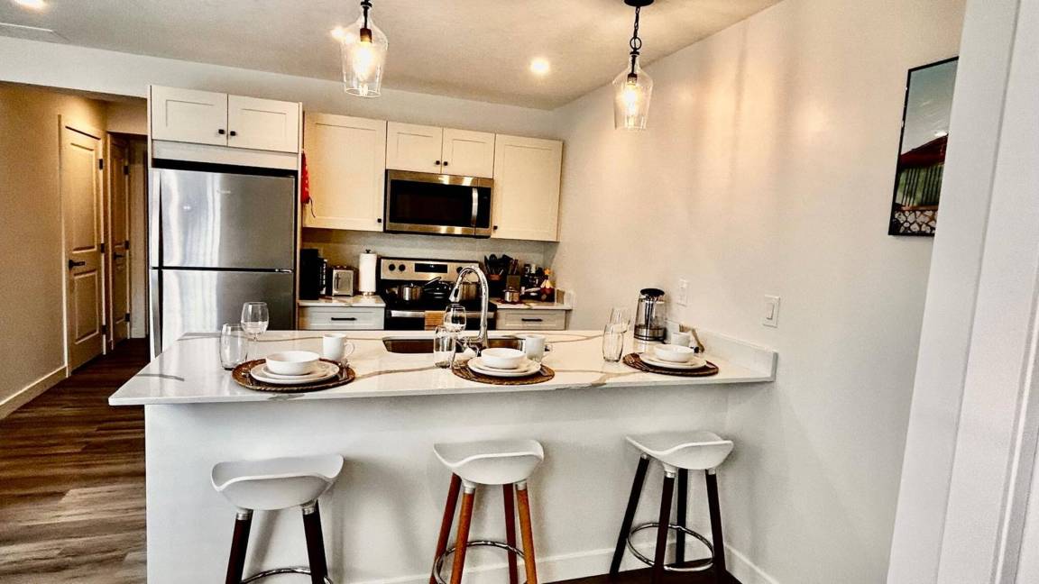 60 M² House ∙ 2 Bedrooms ∙ 6 Guests - Saskatoon