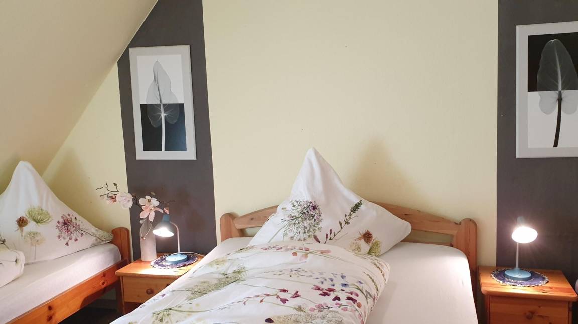 60 M² Ferienwohnung ∙ 2 Schlafzimmer ∙ 4 Gäste - Bispingen
