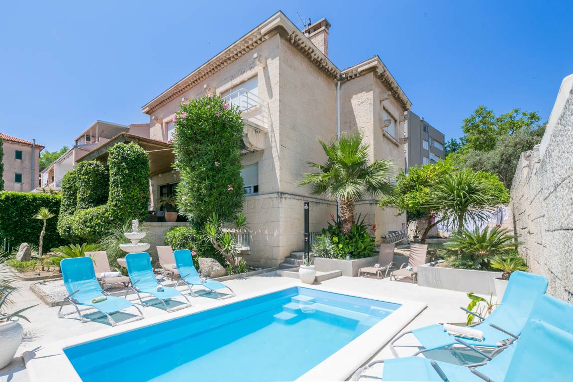 160 M² Ferienhaus ∙ 5 Schlafzimmer ∙ 10 Gäste - Split