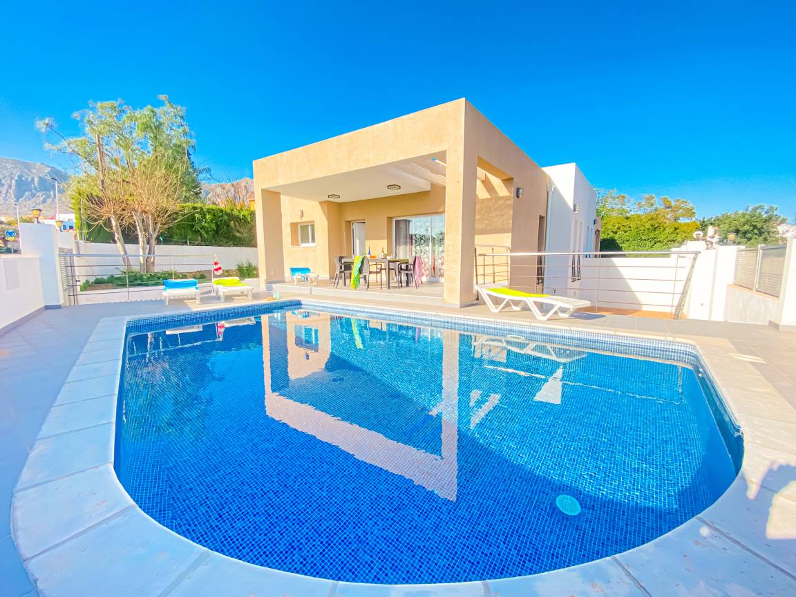 80 M² Villa ∙ 2 Chambres ∙ 4 Personnes - Orba