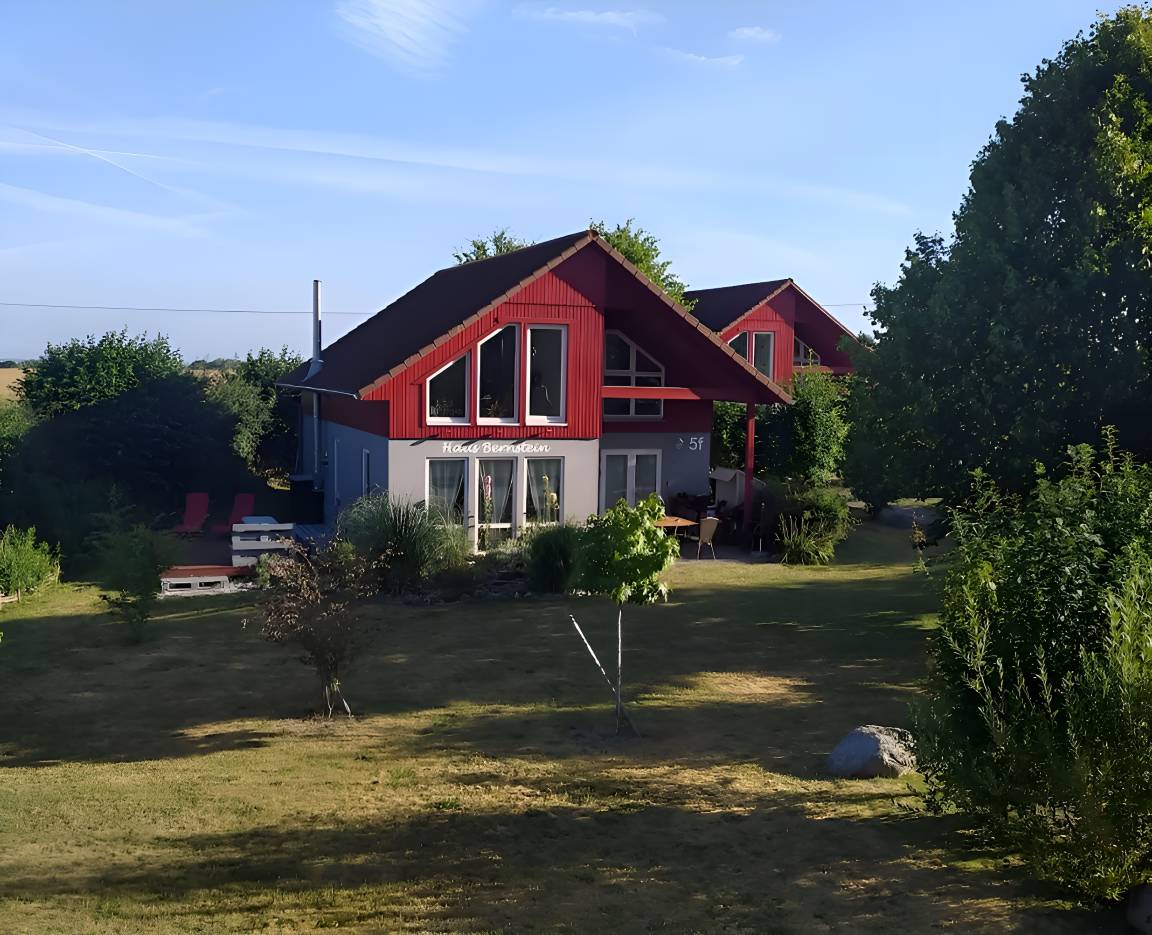 110 m&sup2; Ferienhaus 4 Schlafzimmer 8 G&auml;ste