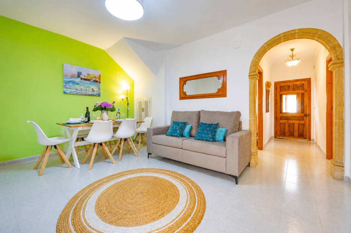 97 M² Maison De Vacances ∙ 3 Chambres ∙ 6 Personnes - Calp