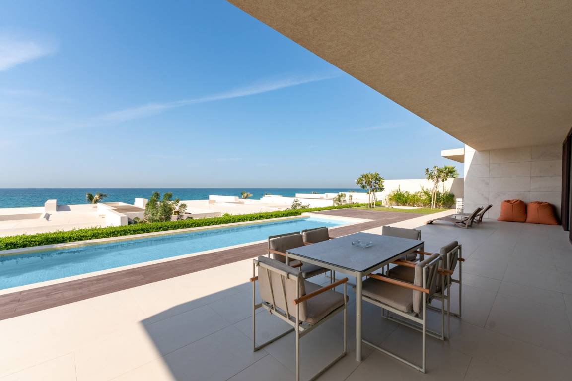 525 M² Apartment ∙ 4 Bedrooms ∙ 8 Guests - Ajman