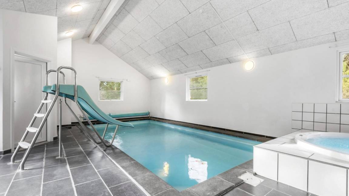 298 M² Ferienhaus ∙ 9 Schlafzimmer ∙ 22 Gäste - Vejers Strand