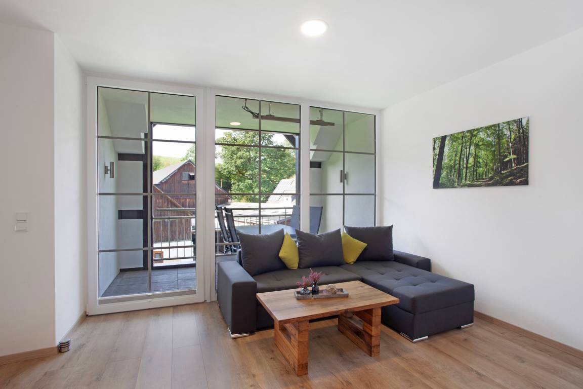 76 M² Ferienwohnung ∙ 2 Schlafzimmer ∙ 5 Gäste - Schmallenberg