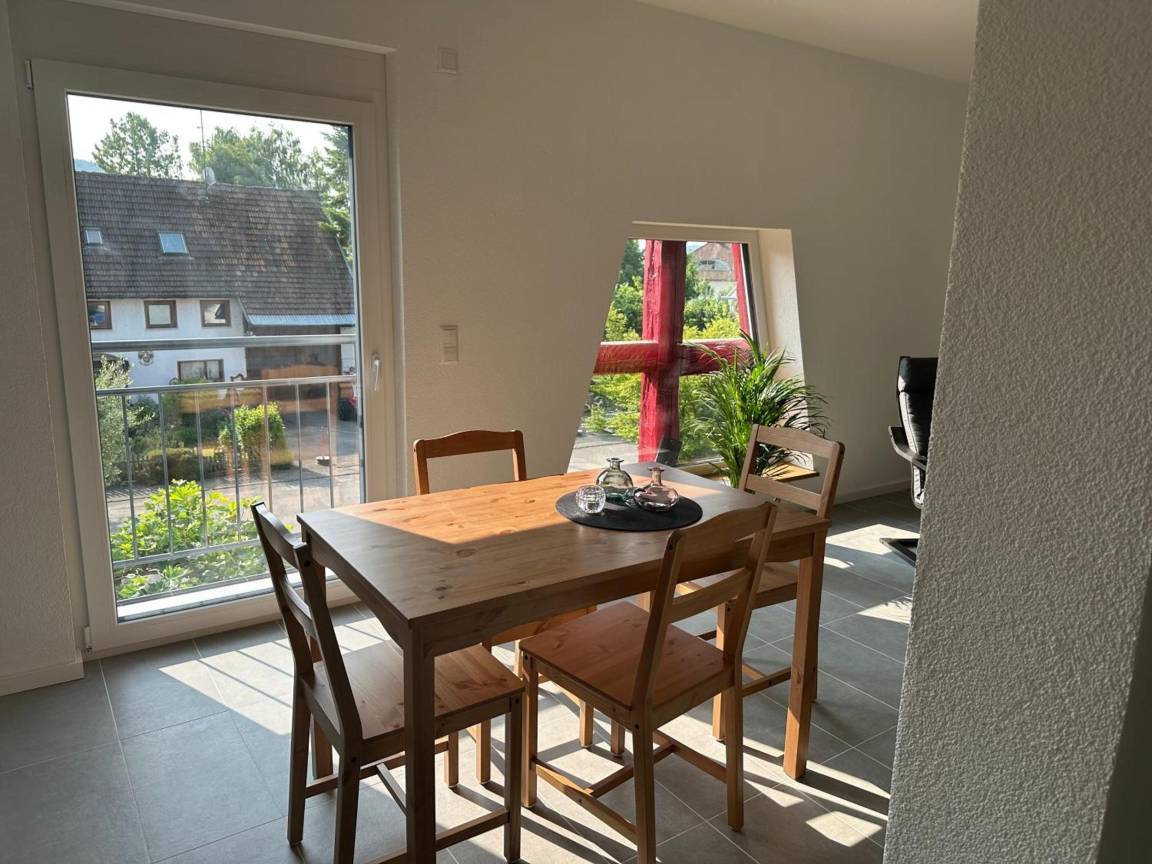60 M² Ferienwohnung ∙ 1 Schlafzimmer ∙ 2 Gäste - Bodman-Ludwigshafen