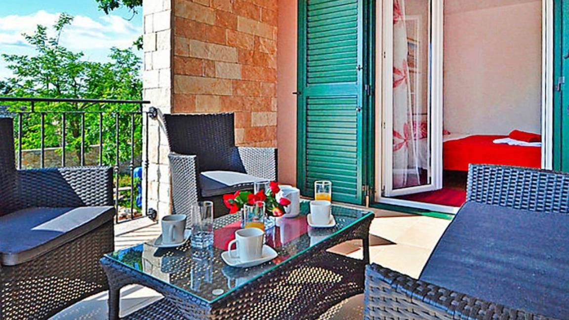 90 M² House ∙ 3 Bedrooms ∙ 4 Guests - Privlaka