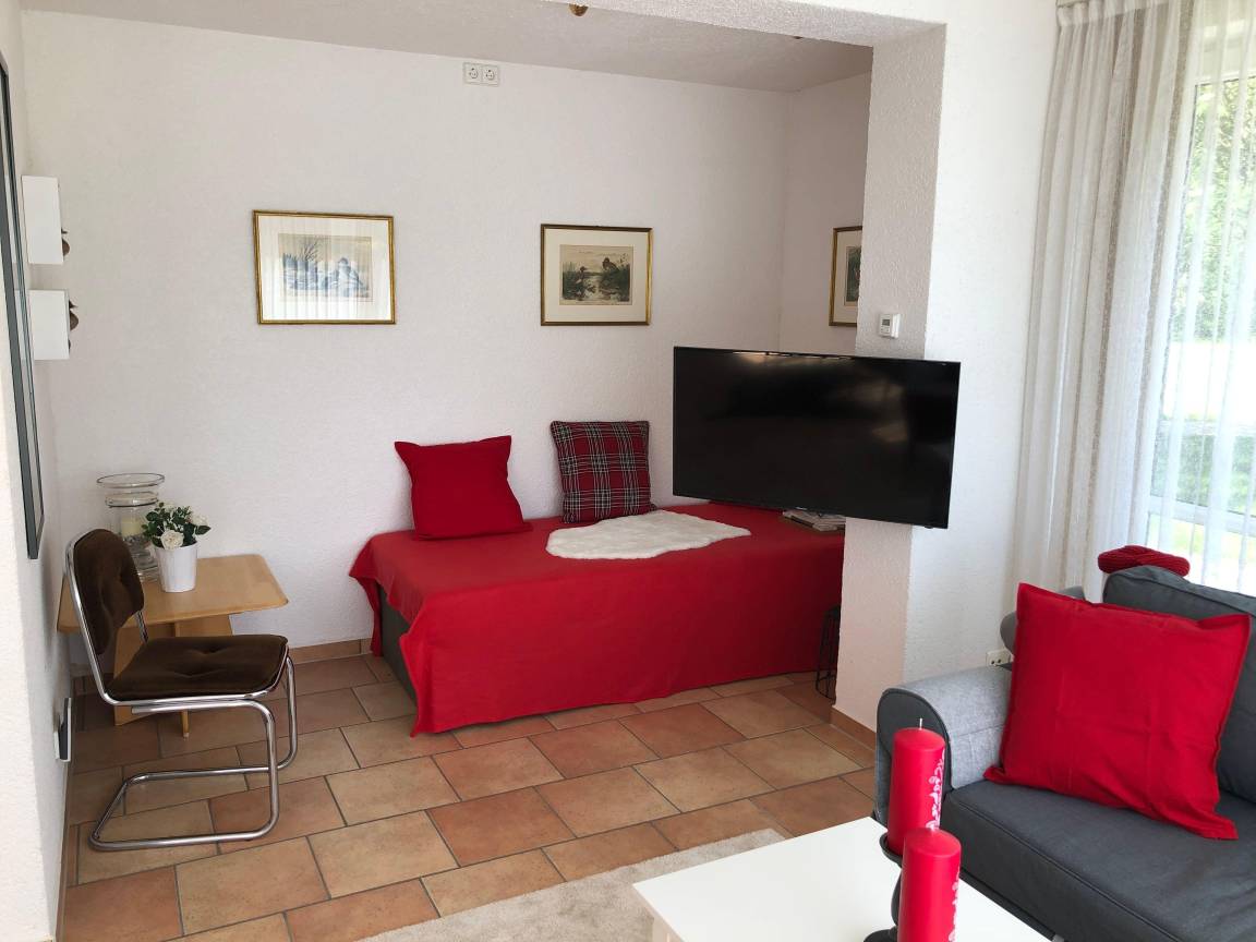 80 m² Ferienwohnung ∙ 1 Schlafzimmer ∙ 4 Gäste – Bild 4
