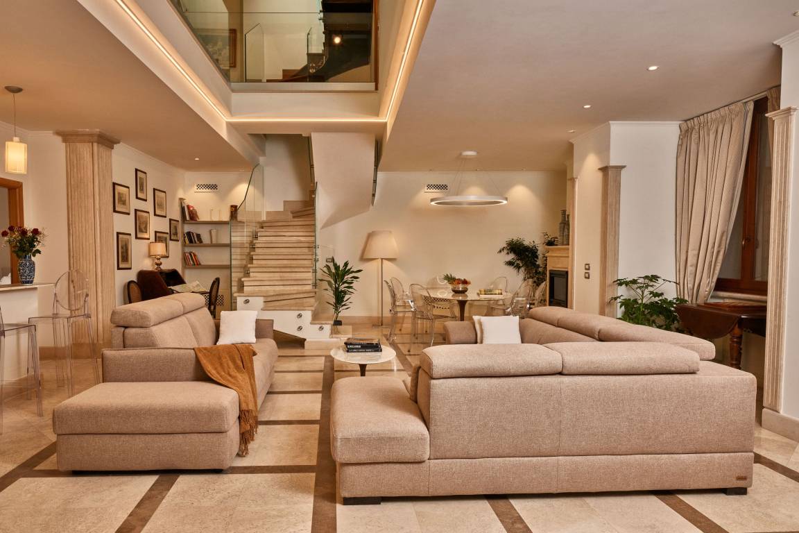 300 M² House ∙ 4 Bedrooms ∙ 8 Guests - Rome