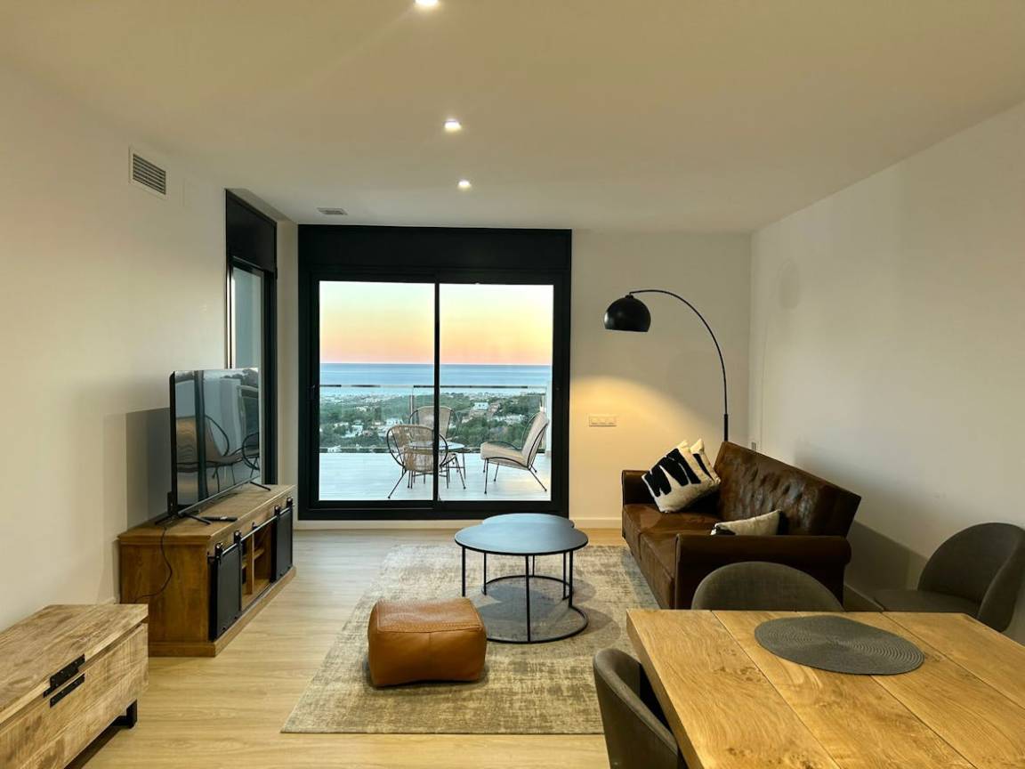 275 M² Ferienhaus ∙ 4 Schlafzimmer ∙ 10 Gäste - Cunit