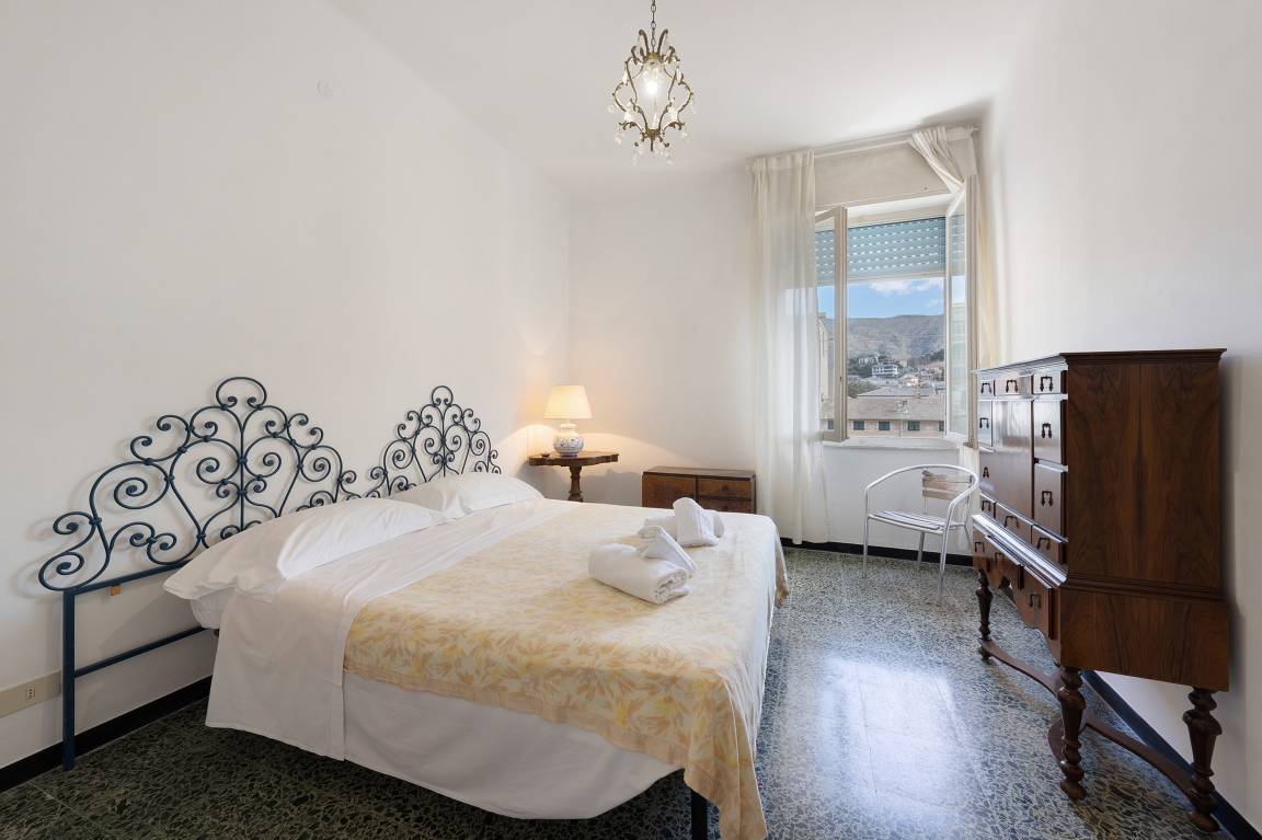 75 M² Appartement ∙ 2 Slaapkamers ∙ 5 Gasten - Levanto