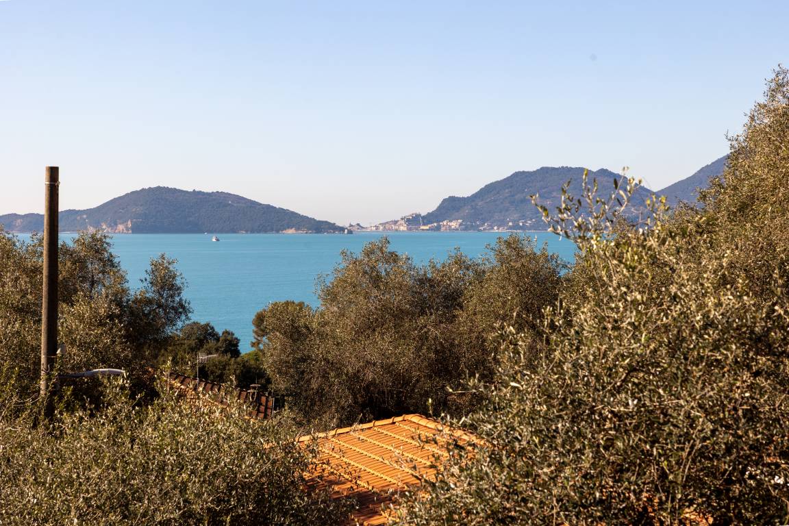 Apartment ∙ 2 Bedrooms ∙ 4 Guests - Lerici