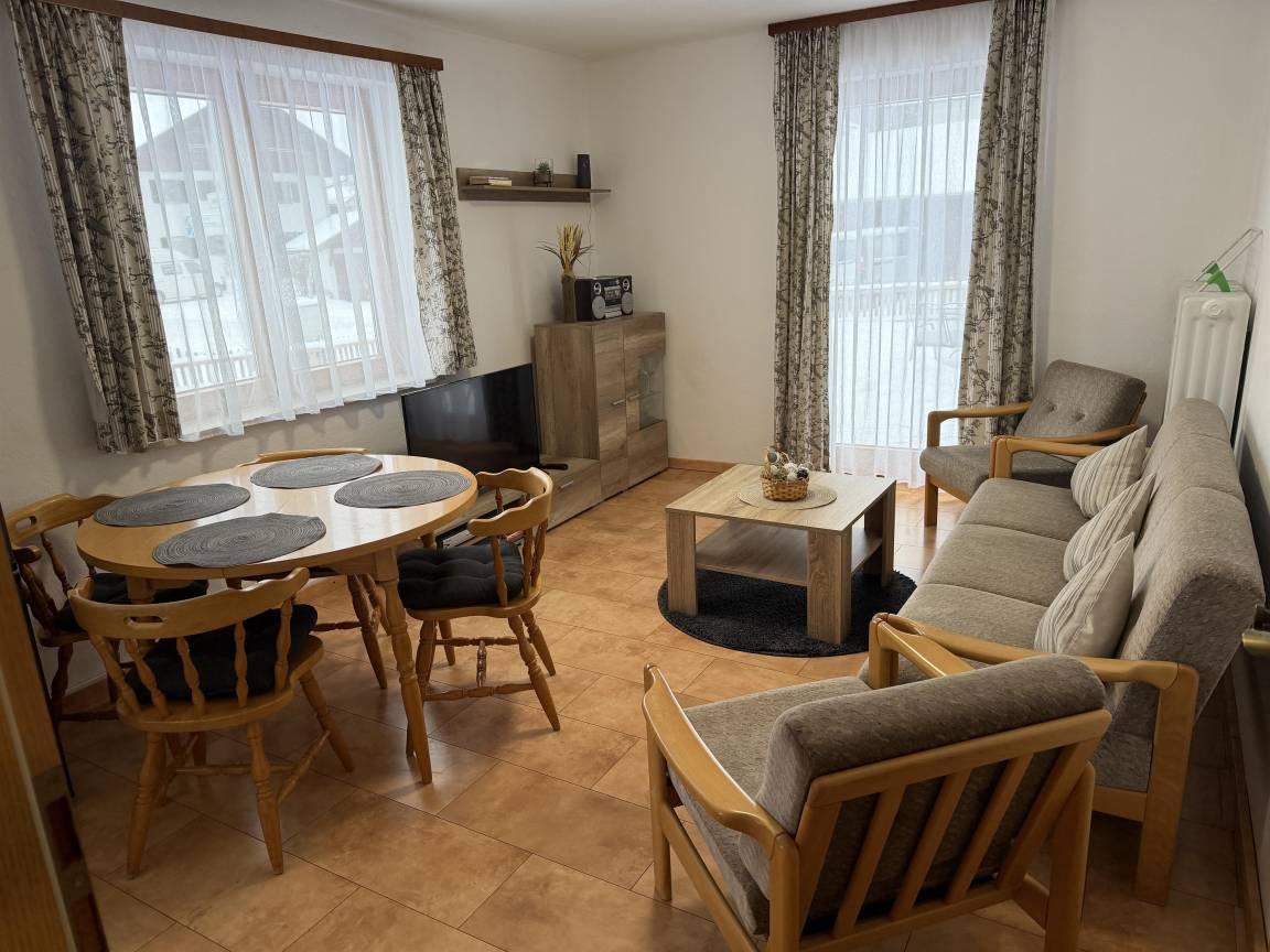 53 M² Ferienwohnung ∙ 2 Schlafzimmer ∙ 4 Gäste - Wertach