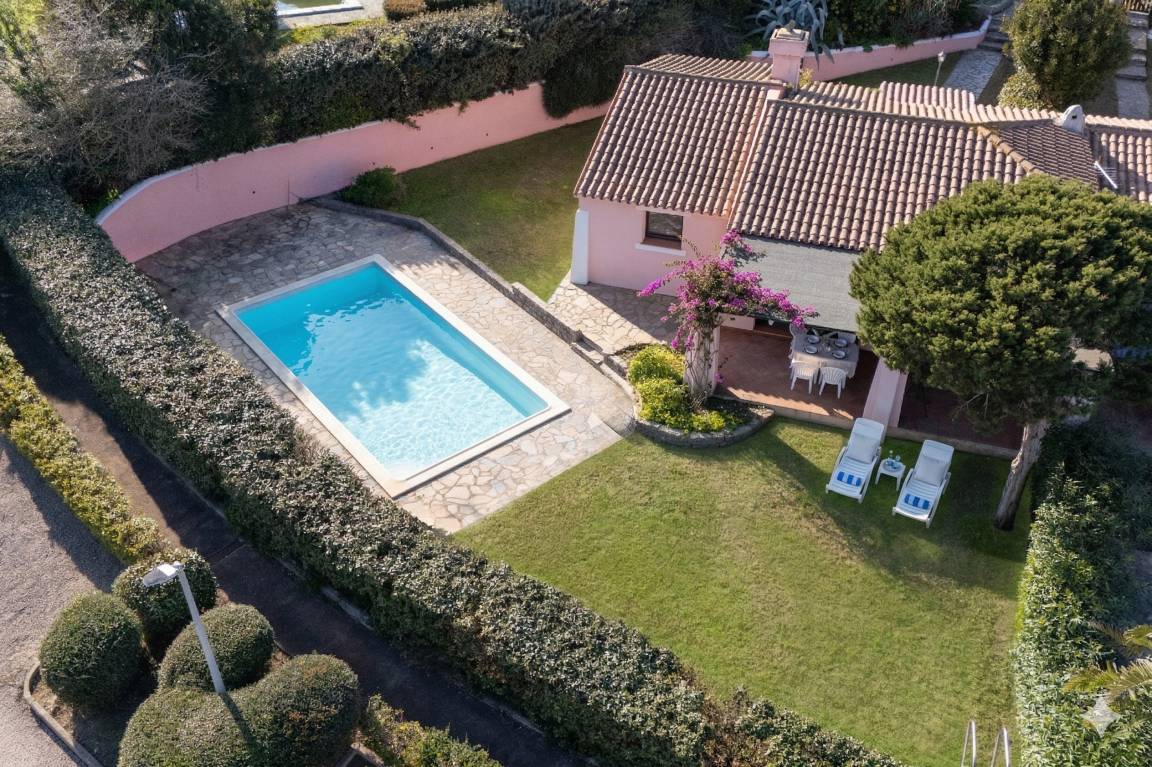 600 M² Villa ∙ 2 Habitaciones ∙ 6 Huéspedes - Stintino