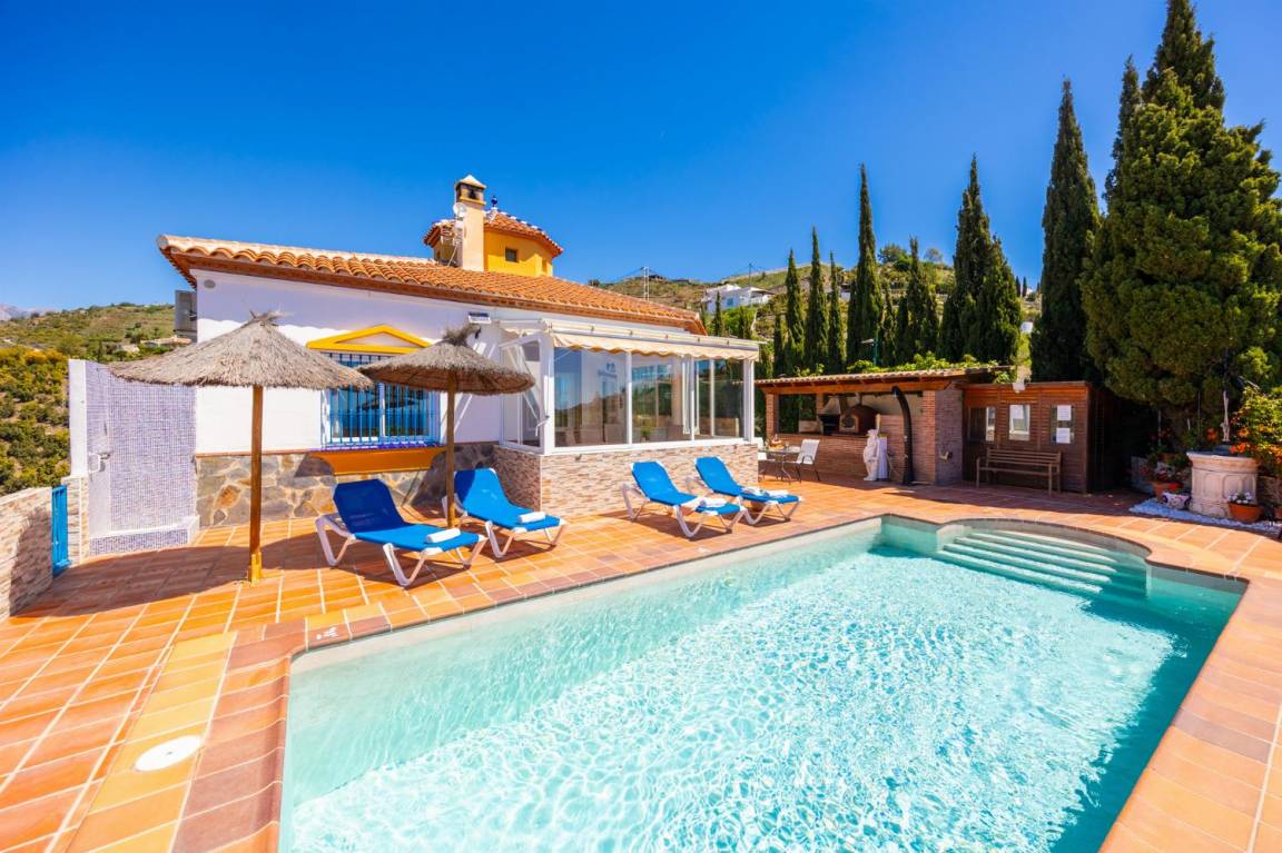 160 M² Villa ∙ 3 Habitaciones ∙ 6 Huéspedes - Cómpeta