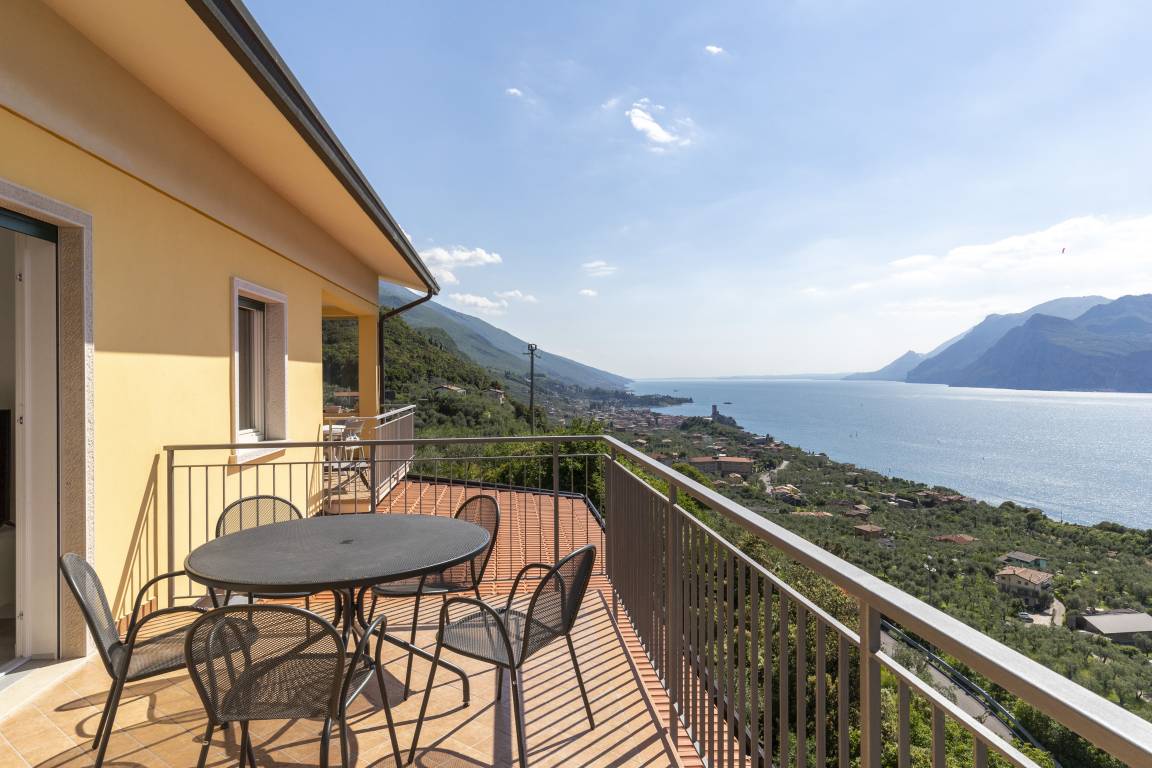 65 M² Appartement ∙ 2 Chambres ∙ 4 Personnes - Malcesine