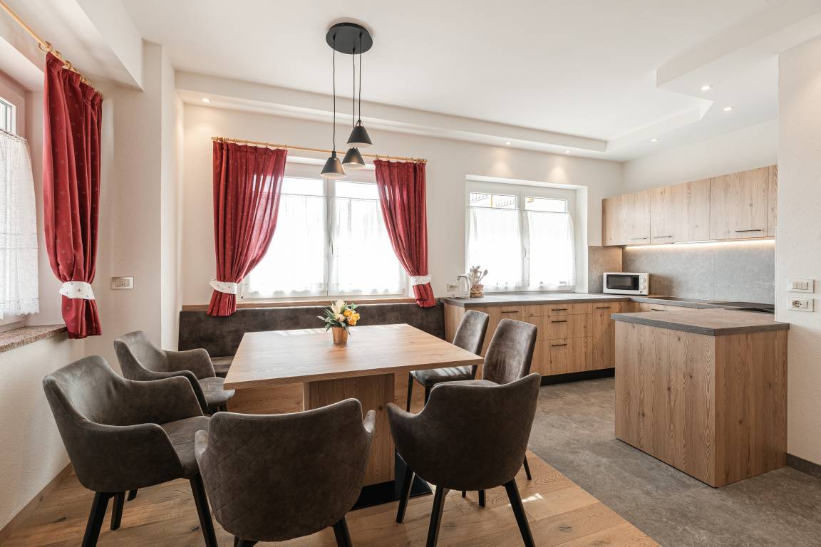 100 M² Apartment ∙ 3 Bedrooms ∙ 8 Guests - Pera