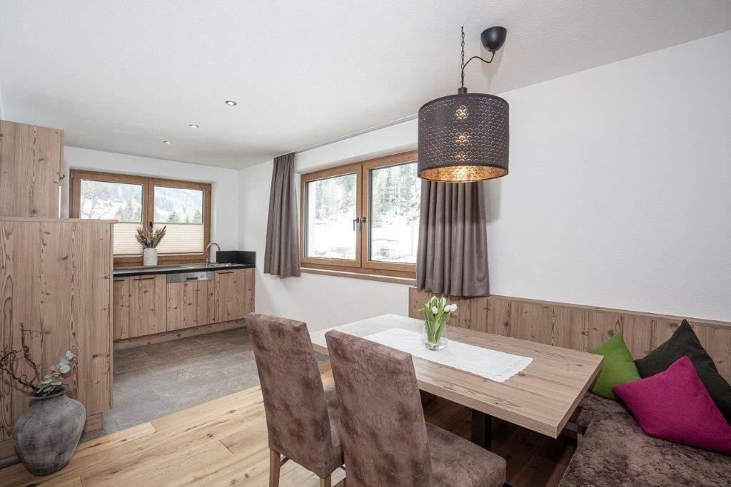 50 M² Ferienwohnung ∙ 2 Schlafzimmer ∙ 4 Gäste - Längenfeld