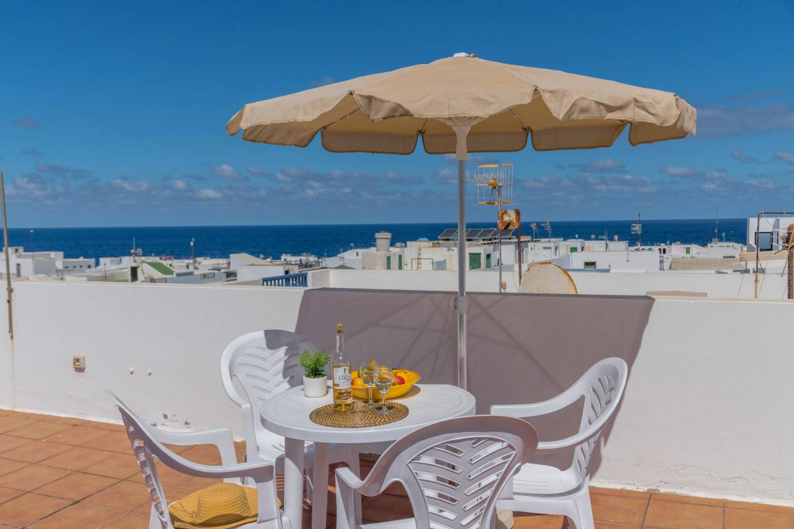 67 M² Apartamento ∙ 2 Habitaciones ∙ 4 Huéspedes - Lanzarote