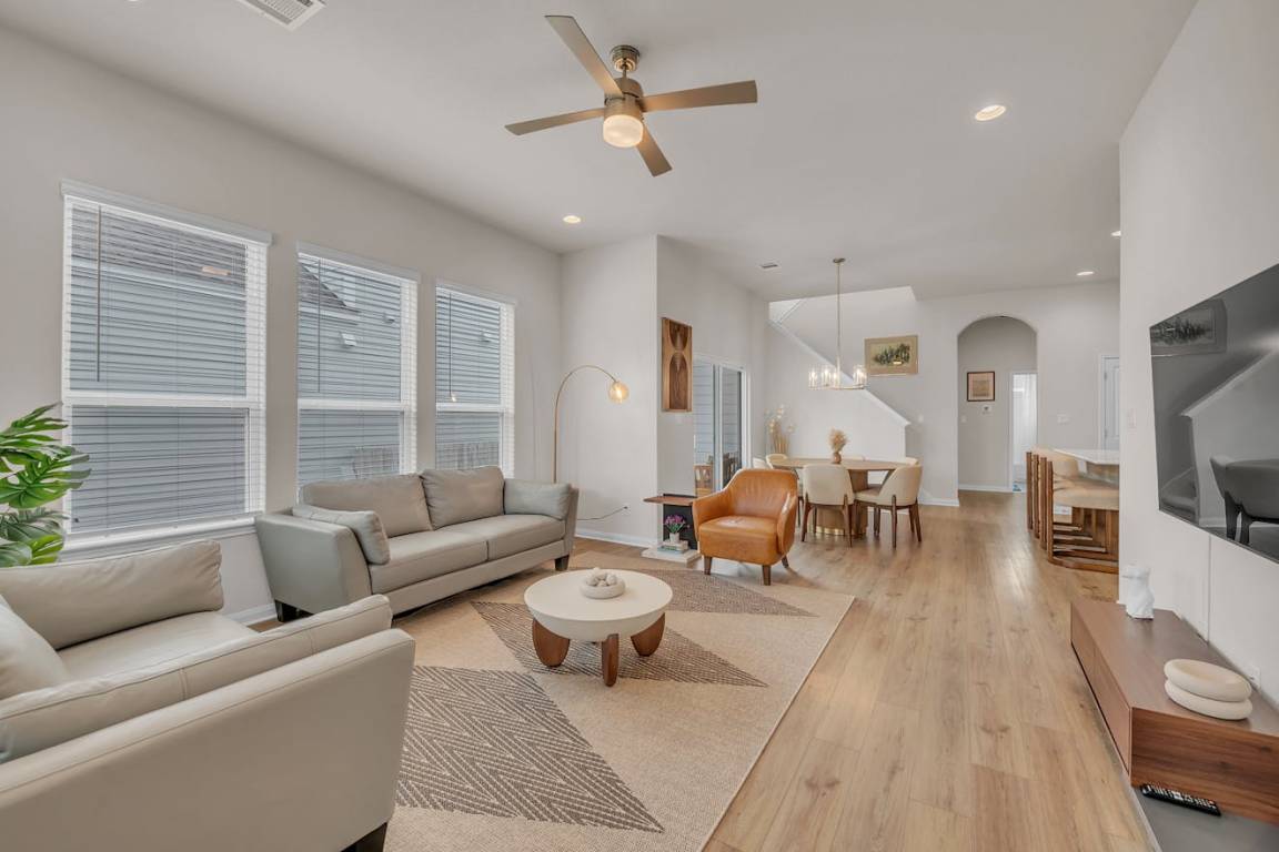 House ∙ 3 Bedrooms ∙ 6 Guests - Round Rock, TX