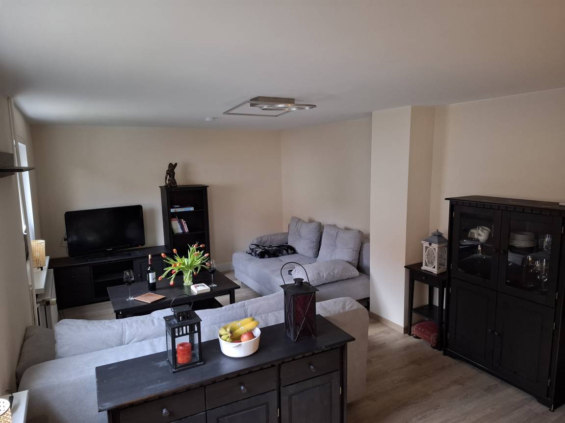 65 m² Ferienwohnung ∙ 1 Schlafzimmer ∙ 6 Gäste – Bild 4