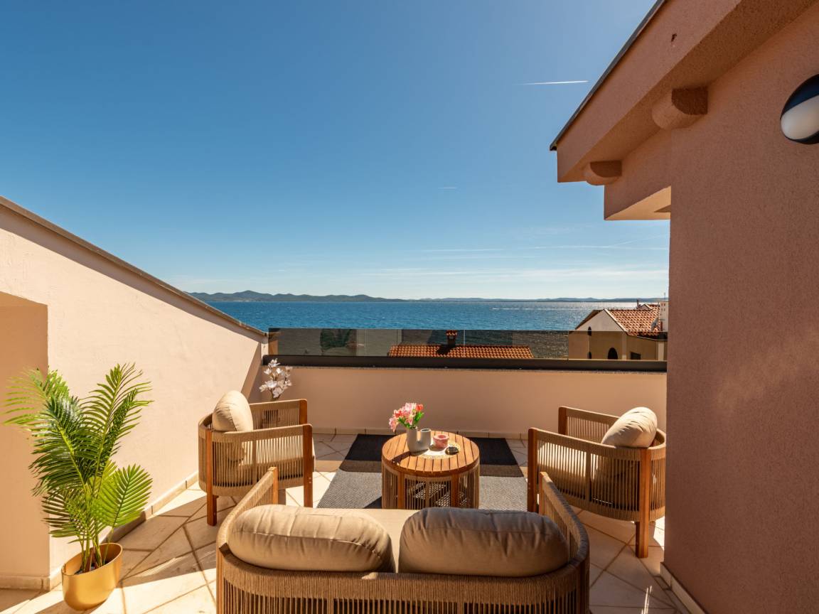 94 M² Apartment ∙ 2 Bedrooms ∙ 6 Guests - Zadar